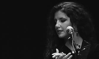 Esperanza Garrido al Cante en Esperanza Garrido