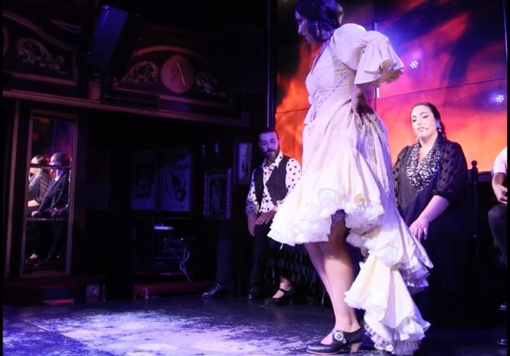 Imagen principal del artículo Del zapato común al instrumento flamenco